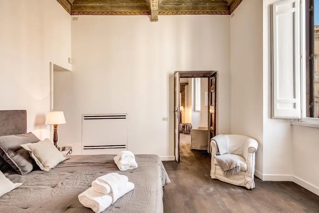 Piazza Farnese Exclusive View 2 Bedroom En Suite Rome