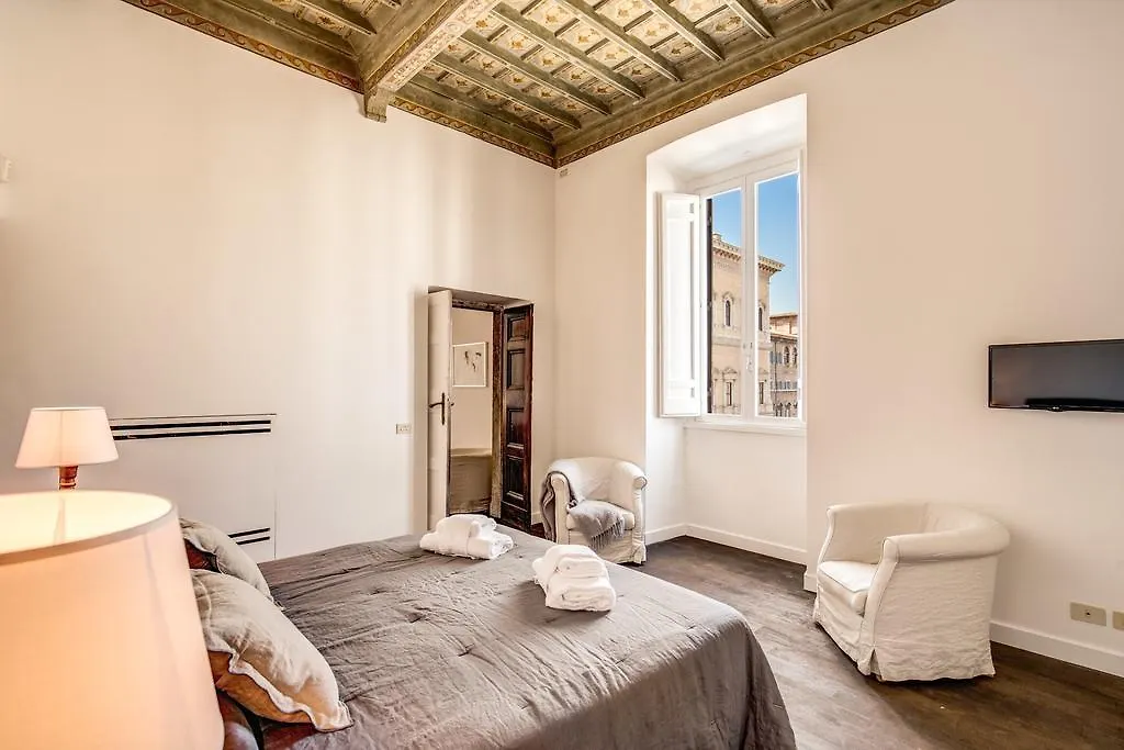 Apartment Piazza Farnese Exclusive View 2 Bedroom En Suite Rome